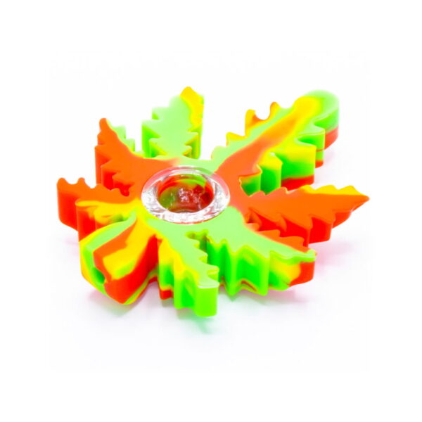 Silicone Pipe - Canadian Leaf - Red/Green/Yellow